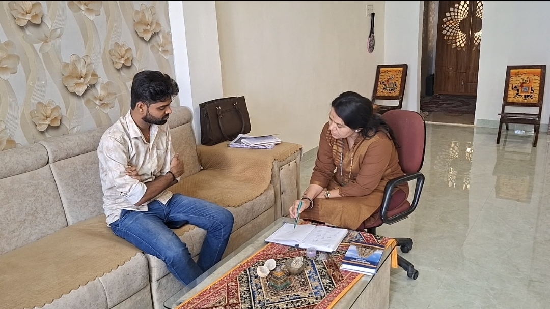 Astrology consultation, Khargone